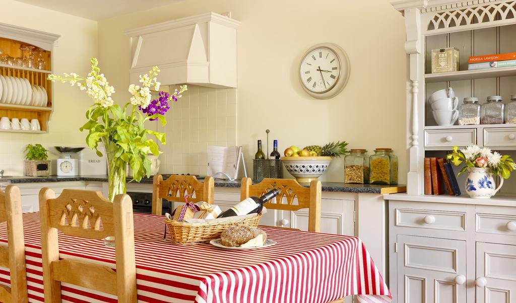 Courtyard Cottages Tralee Room photo